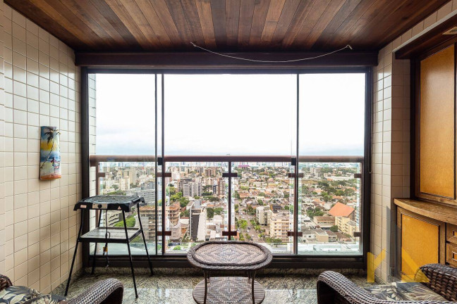 Imagem Casa com 3 Quartos à Venda, 127 m² em Bigorrilho - Curitiba
