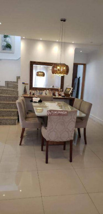Imagem Sobrado com 3 Quartos à Venda, 174 m² em Jardim Vila Galvão - Guarulhos Imagem Sobrado com 3 Quartos à Venda, 174 m² em Jardim Vila Galvão - Guarulhos