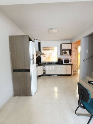 Imagem Casa com 3 Quartos à Venda, 91 m² em Iririú - Joinville