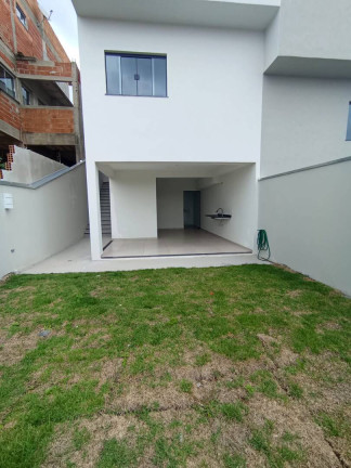 Imagem Casa com 3 Quartos à Venda, em Poços De Caldas Imagem Casa com 3 Quartos à Venda, em Poços De Caldas