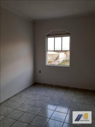 Imagem Casa com 3 Quartos à Venda, 180 m² em Jardim Califórnia - Pouso Alegre Imagem Casa com 3 Quartos à Venda, 180 m² em Jardim Califórnia - Pouso Alegre