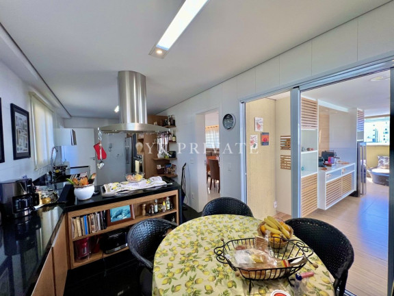 Imagem Apartamento com 3 Quartos à Venda, 316 m² em Vila Romana - São Paulo