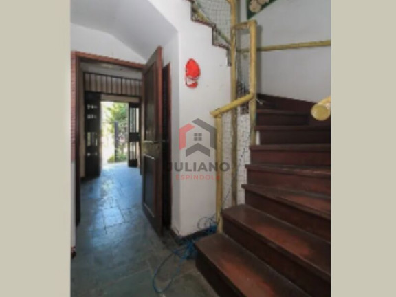 Imagem Casa com 4 Quartos à Venda, 251 m² em Chácara Das Pedras - Porto Alegre Imagem Casa com 4 Quartos à Venda, 251 m² em Chácara Das Pedras - Porto Alegre