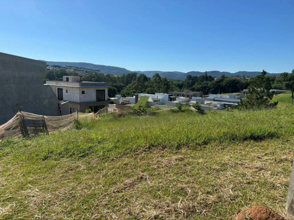 Terreno em Condomínio à Venda, 326 m²