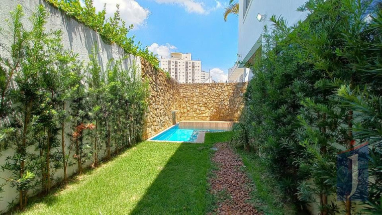 Imagem Casa com 5 Quartos à Venda, 497 m² em Jardim Da Gloria - São Paulo Imagem Casa com 5 Quartos à Venda, 497 m² em Jardim Da Gloria - São Paulo