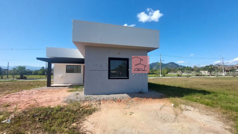 Casa com 3 Quartos à Venda, 82 m² em Papucaia - Cachoeiras De Macacu
