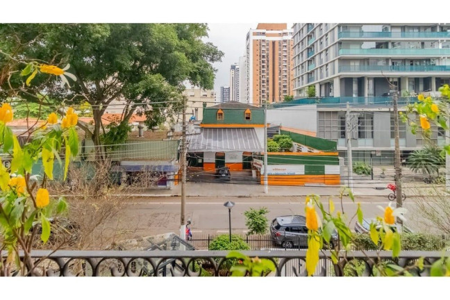 Imagem Apartamento com 3 Quartos à Venda, 87 m² em Moema - São Paulo