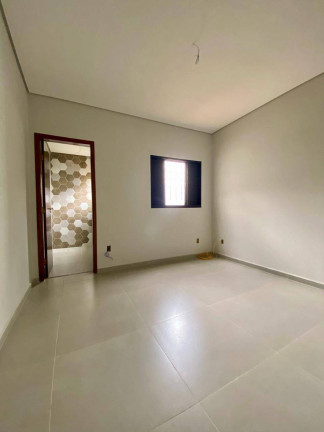 Imagem Casa com 2 Quartos à Venda, 125 m² em Jardim Ypê - Botucatu