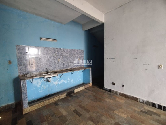 Imagem Casa com 2 Quartos para Alugar, 90 m² em Nossa Senhora Da Abadia - Uberaba Imagem Casa com 2 Quartos para Alugar, 90 m² em Nossa Senhora Da Abadia - Uberaba