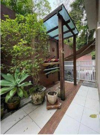 Imagem Casa com 4 Quartos à Venda, 250 m² em Serra Grande - Niterói Imagem Casa com 4 Quartos à Venda, 250 m² em Serra Grande - Niterói