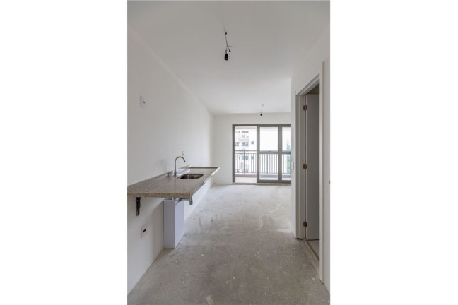 Imagem Imóvel com 1 Quarto à Venda, em Moema - São Paulo Imagem Imóvel com 1 Quarto à Venda, em Moema - São Paulo