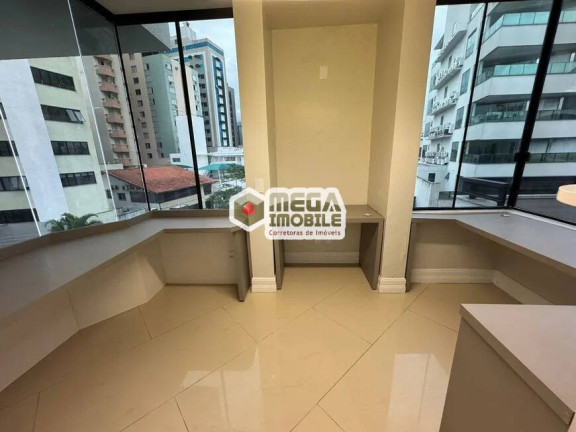 Imagem Apartamento com 4 Quartos à Venda, 271 m² em Centro - Florianópolis Imagem Apartamento com 4 Quartos à Venda, 271 m² em Centro - Florianópolis