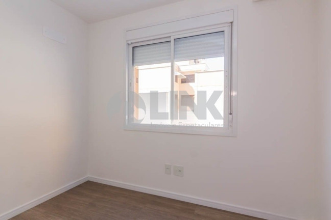 Imagem Apartamento com 3 Quartos à Venda, 75 m² em Petrópolis - Porto Alegre Imagem Apartamento com 3 Quartos à Venda, 75 m² em Petrópolis - Porto Alegre