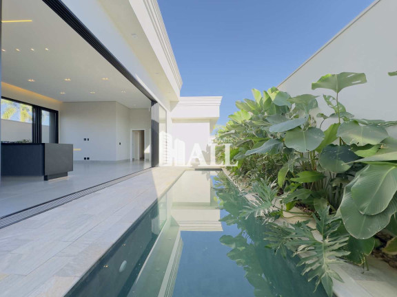 Casa com 3 Quartos à Venda, 224 m² em Centro - Bady Bassitt