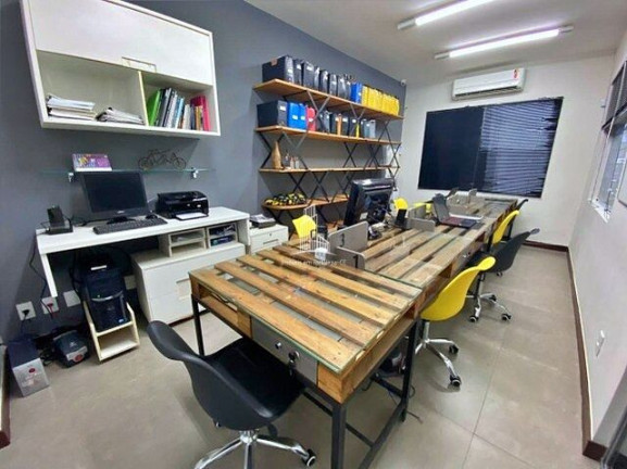 Imagem Casa com 7 Quartos à Venda, 220 m² em Aldeota - Fortaleza Imagem Casa com 7 Quartos à Venda, 220 m² em Aldeota - Fortaleza