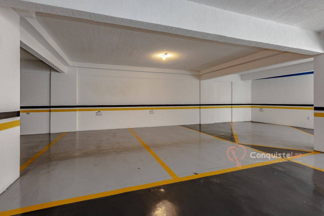 Sala Comercial à Venda, 45 m² em Centro - Balneário Camboriú