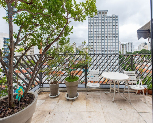 Imagem Imóvel com 4 Quartos à Venda, 345 m² em Campo Belo - São Paulo Imagem Imóvel com 4 Quartos à Venda, 345 m² em Campo Belo - São Paulo