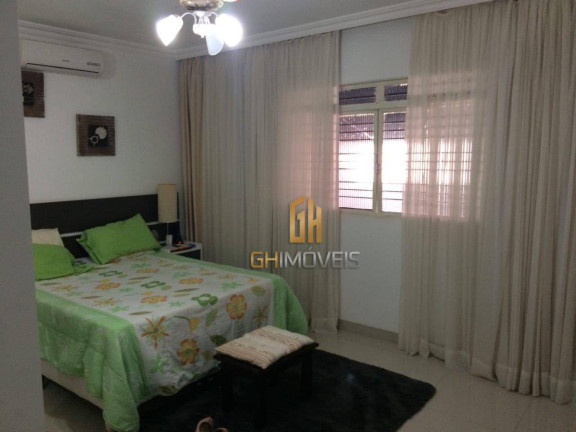 Imagem Casa com 3 Quartos à Venda, 346 m² em Jardim Botânico - Goiânia Imagem Casa com 3 Quartos à Venda, 346 m² em Jardim Botânico - Goiânia