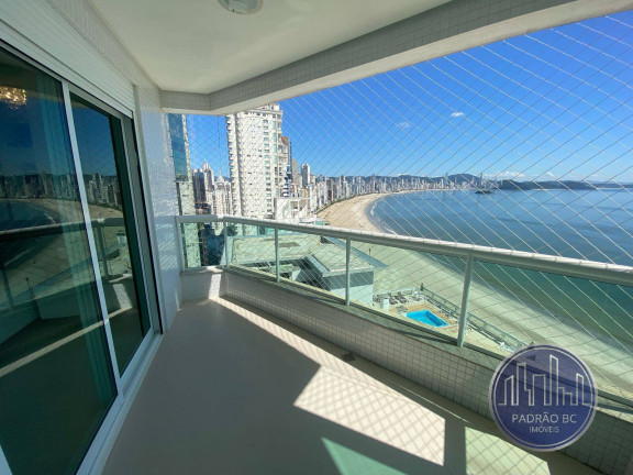Apartamento com 3 Quartos para Alugar, 190 m² em Centro - Balneário Camboriú