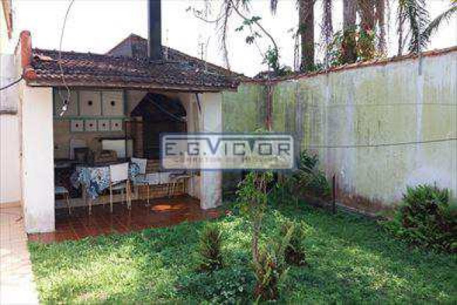 Imagem Casa com 4 Quartos à Venda, 184 m² em Vila Oceanopolis - Mongaguá