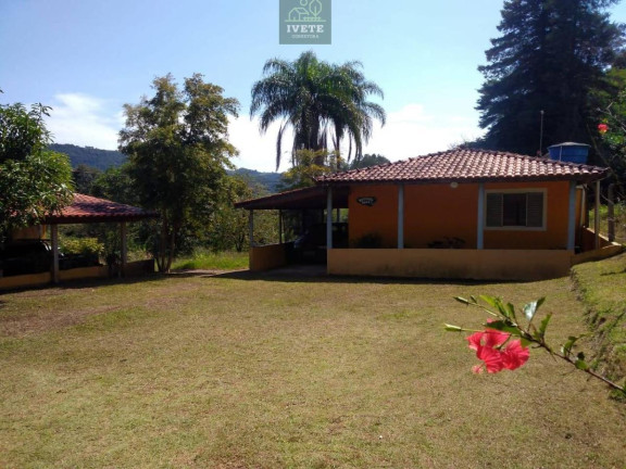 Imagem Chácara com 3 Quartos à Venda, 190 m² Imagem Chácara com 3 Quartos à Venda, 190 m²