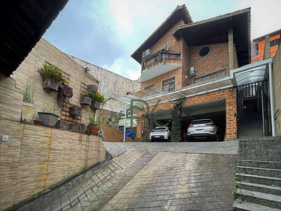 Imagem Casa com 3 Quartos à Venda, 180 m² em Jardim Semiramis - Cotia Imagem Casa com 3 Quartos à Venda, 180 m² em Jardim Semiramis - Cotia