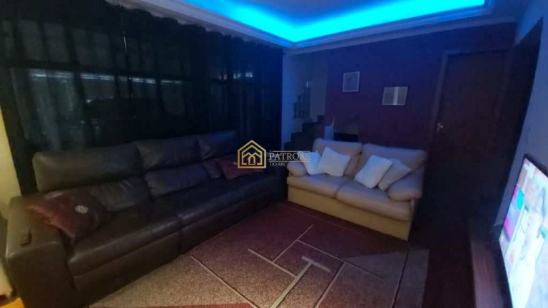 Imagem Casa com 3 Quartos à Venda, 240 m² em Vila Scarpelli - Santo André Imagem Casa com 3 Quartos à Venda, 240 m² em Vila Scarpelli - Santo André