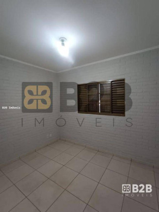 Imagem Casa com 3 Quartos à Venda, 95 m² em Vila Nove De Julho - Bauru Imagem Casa com 3 Quartos à Venda, 95 m² em Vila Nove De Julho - Bauru