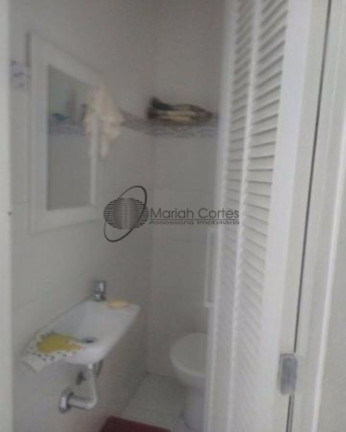 Imagem Imóvel com 2 Quartos à Venda, 80 m² em Centro - Niterói Imagem Imóvel com 2 Quartos à Venda, 80 m² em Centro - Niterói