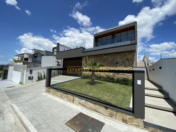 Imagem Casa com 3 Quartos à Venda, 420 m² em Pedra Branca - Palhoça Imagem Casa com 3 Quartos à Venda, 420 m² em Pedra Branca - Palhoça