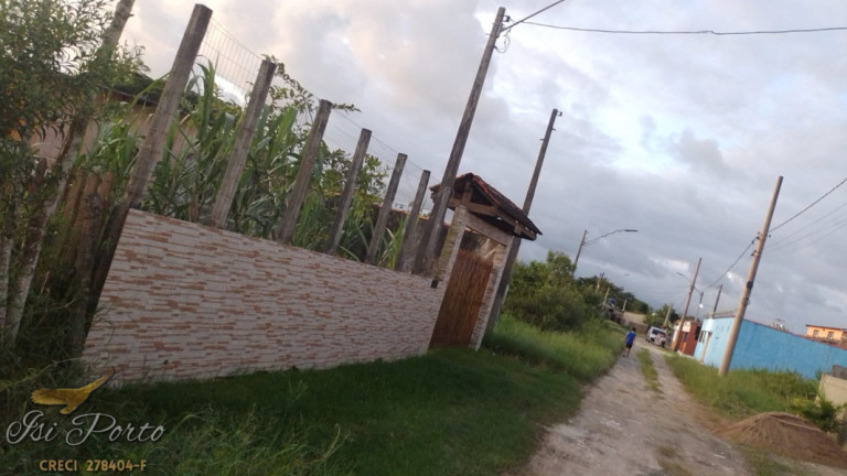 Imagem Casa com 2 Quartos para Alugar,  em 44 - Peruíbe 