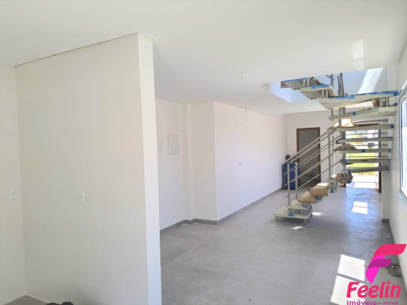 Imagem Casa com 3 Quartos à Venda, 168 m² em Campeche - Florianópolis Imagem Casa com 3 Quartos à Venda, 168 m² em Campeche - Florianópolis