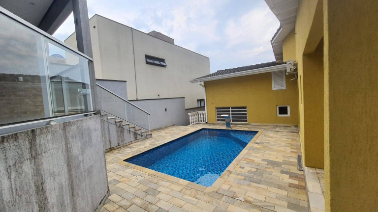 Imagem Casa com 3 Quartos à Venda, 337 m² em Tarumã - Santana De Parnaíba Imagem Casa com 3 Quartos à Venda, 337 m² em Tarumã - Santana De Parnaíba