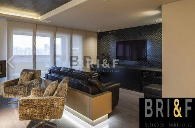 Apartamento com 2 Quartos para Alugar, 200 m² em Indianópolis - São Paulo