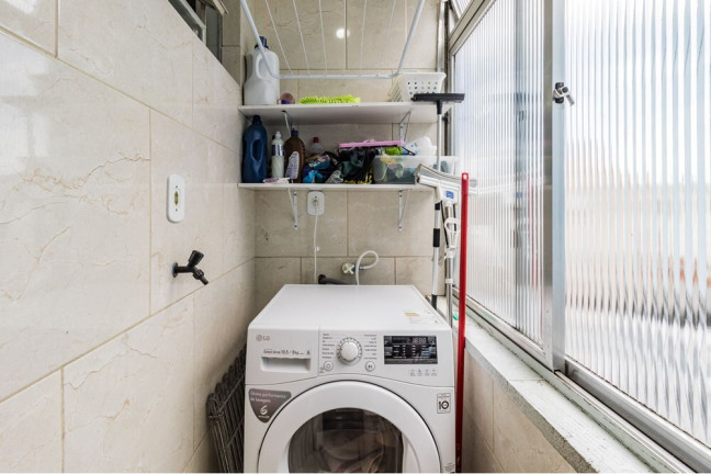 Imagem Imóvel com 2 Quartos à Venda, 65 m² em São Sebastião - Porto Alegre Imagem Imóvel com 2 Quartos à Venda, 65 m² em São Sebastião - Porto Alegre