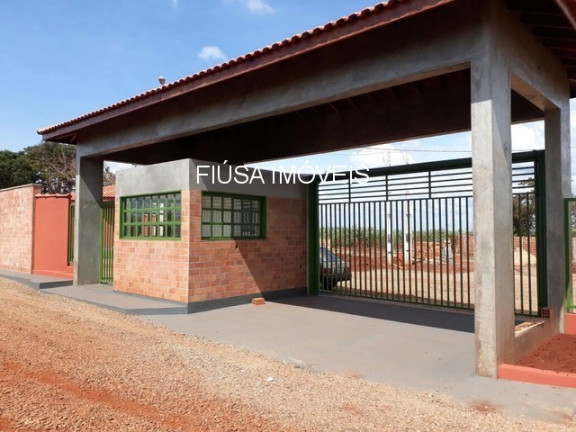 Imagem Casa com 3 Quartos à Venda, em Condominio - Miguelópolis Imagem Casa com 3 Quartos à Venda, em Condominio - Miguelópolis