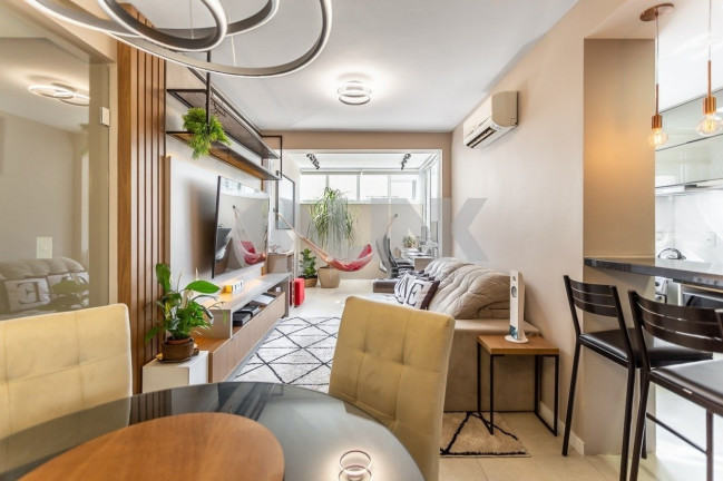 Imagem Apartamento com 3 Quartos à Venda, 75 m² em Petrópolis - Porto Alegre Imagem Apartamento com 3 Quartos à Venda, 75 m² em Petrópolis - Porto Alegre
