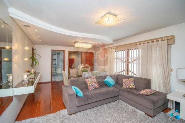 Imagem Casa com 3 Quartos à Venda, 200 m² em Partenon - Porto Alegre Imagem Casa com 3 Quartos à Venda, 200 m² em Partenon - Porto Alegre