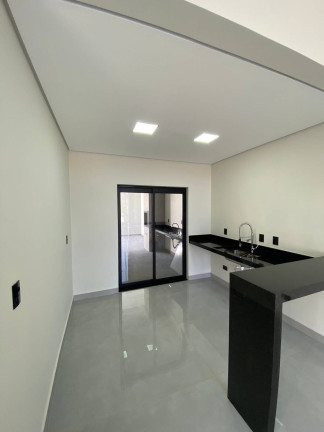Imagem Casa com 3 Quartos à Venda, 155 m² em Horto Florestal - Sorocaba Imagem Casa com 3 Quartos à Venda, 155 m² em Horto Florestal - Sorocaba