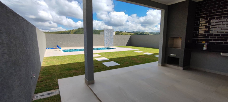 Imagem Casa com 3 Quartos à Venda, 384 m² em Tanque - Atibaia Imagem Casa com 3 Quartos à Venda, 384 m² em Tanque - Atibaia