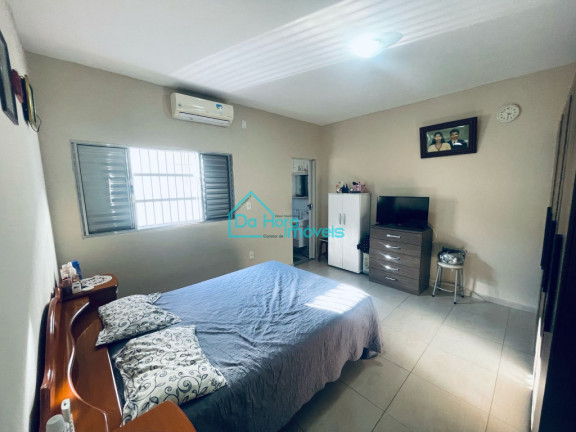 Imagem Casa com 3 Quartos à Venda, 127 m² em Jd.aguapeu - Mongaguá Imagem Casa com 3 Quartos à Venda, 127 m² em Jd.aguapeu - Mongaguá