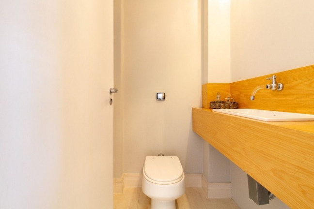 Imagem Imóvel com 3 Quartos à Venda, 230 m² em Higienópolis - São Paulo Imagem Imóvel com 3 Quartos à Venda, 230 m² em Higienópolis - São Paulo