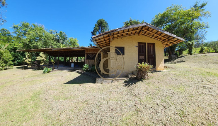 Imagem Chácara com 5 Quartos à Venda, 150 m² em Cedro - Paraibuna Imagem Chácara com 5 Quartos à Venda, 150 m² em Cedro - Paraibuna