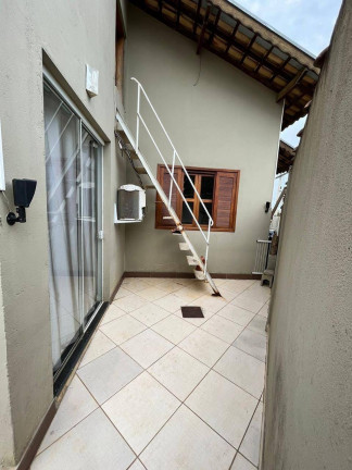 Imagem Casa com 2 Quartos à Venda, 120 m² em Goiabal - Pindamonhangaba