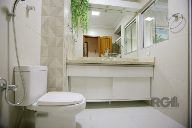 Imagem Apartamento com 3 Quartos à Venda, 128 m² em Centro Histórico - Porto Alegre Imagem Apartamento com 3 Quartos à Venda, 128 m² em Centro Histórico - Porto Alegre