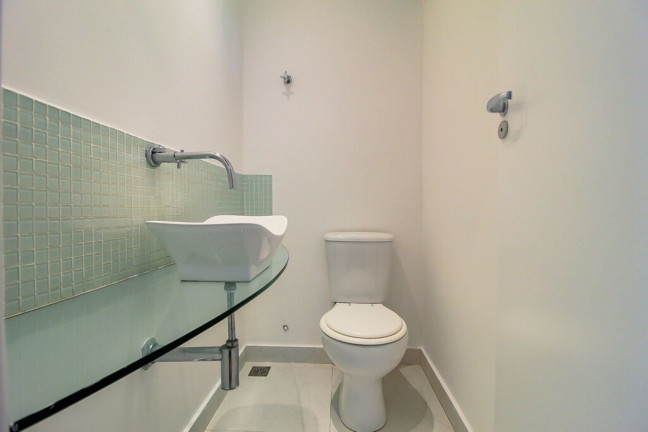 Imagem Imóvel com 3 Quartos à Venda, 108 m² em Copacabana - Rio De Janeiro Imagem Imóvel com 3 Quartos à Venda, 108 m² em Copacabana - Rio De Janeiro