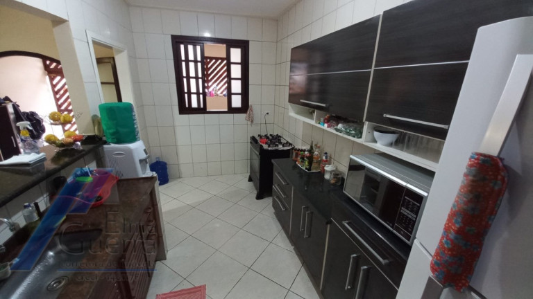 Imagem Casa com 2 Quartos à Venda, 150 m² em Centro - Ubatuba Imagem Casa com 2 Quartos à Venda, 150 m² em Centro - Ubatuba