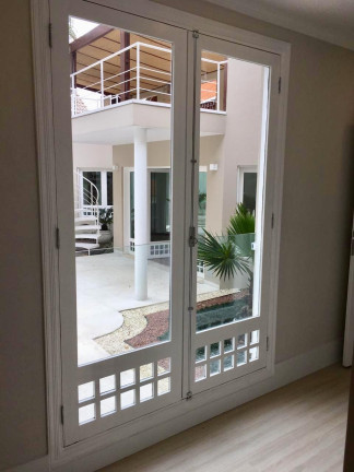 Imagem Casa de Condomínio com 5 Quartos à Venda, 380 m² em Alphaville 10 - Alphaville