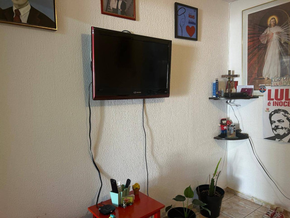 Imagem Casa com 6 Quartos à Venda, 160 m² em Sítio Cercado - Curitiba Imagem Casa com 6 Quartos à Venda, 160 m² em Sítio Cercado - Curitiba