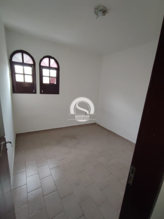 Imagem Casa com 4 Quartos à Venda, 134 m² Imagem Casa com 4 Quartos à Venda, 134 m²